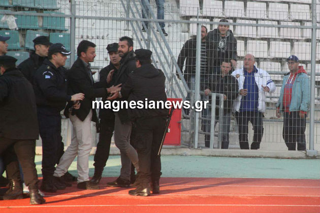 Νέες ασχήμιες Αχιλλέα Μπέου