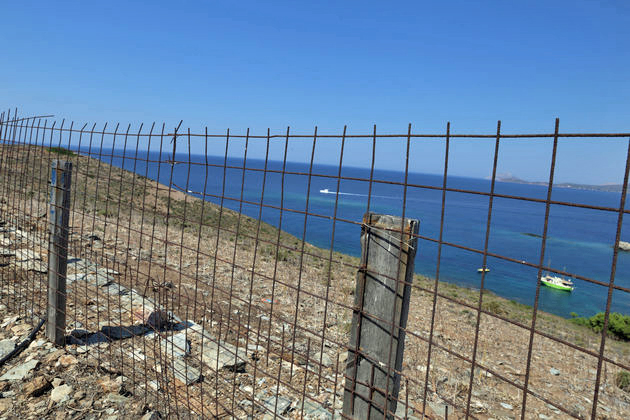 Ετοιμες να αποκαταστήσουν την ιστορική μνήμη οι… μπουλντόζες