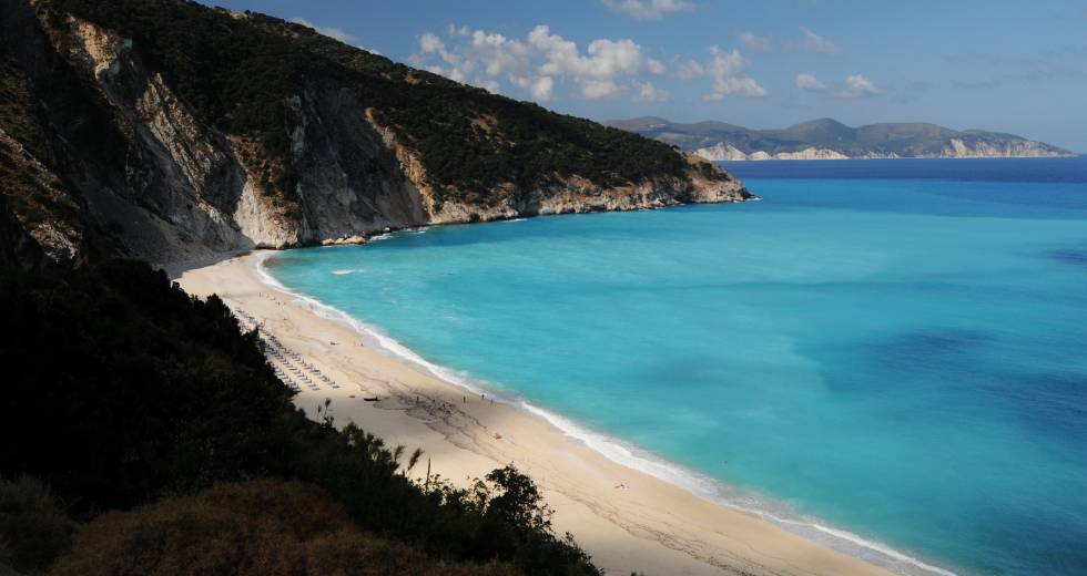 Οι καλύτερες παραλίες για το 2023 στην Ελλάδα