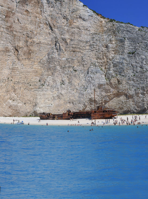 Το ναυάγιο της Ζακύνθου έχει αντιπάλους