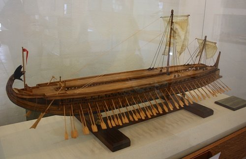 Πρυμνεύς, Πρωρεύς, Ποντεύς, Ναυτεύς