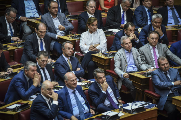 Αλ. Τσίπρας: «Ντροπή σας, κύριε Μητσοτάκη»