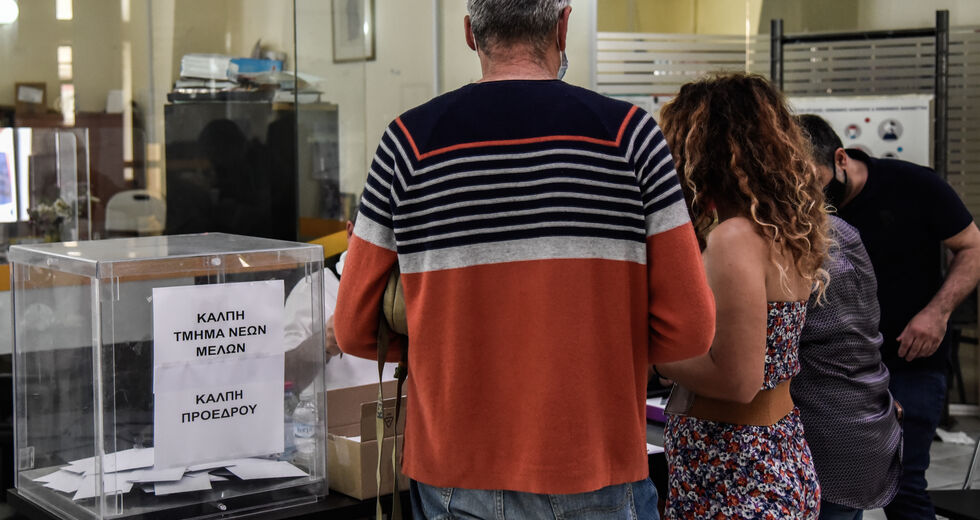 «Πρώτο κόμμα, ο ΣΥΡΙΖΑ των 172.000 μελών»