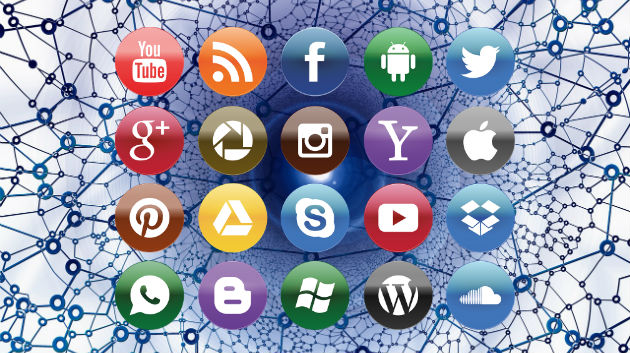 Facebook: Ο Iστός της αράχνης που τρέφεται με likes…