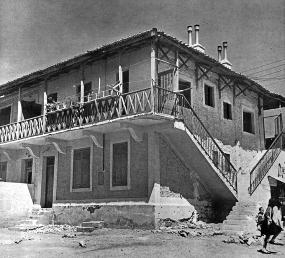 Παράθυρο στο μέλλον από την προσφυγούπολη της Νίκαιας
