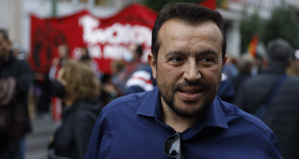 Σκληρό ροκ στο δρόμο προς τις κάλπες