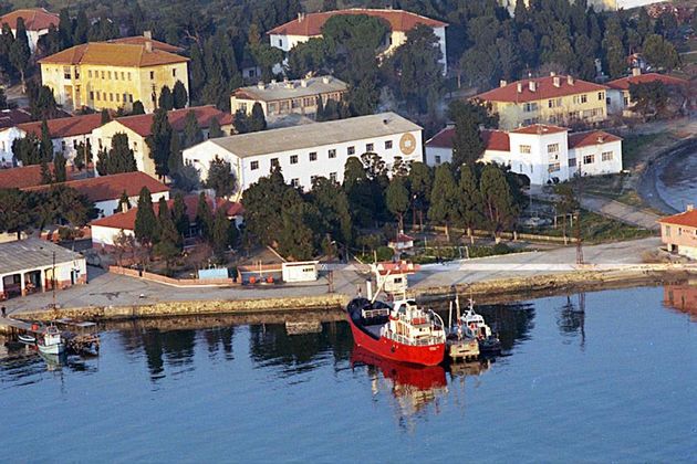 «Οδοιπορικό» στη φυλακή του Οτσαλάν