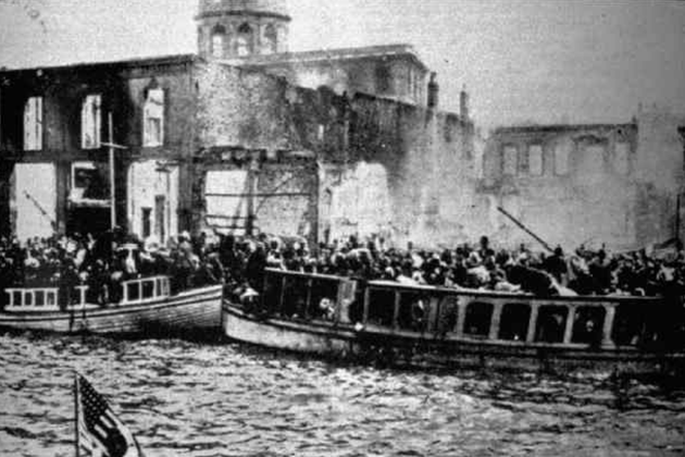 Και στο βάθος, ανεπιθύμητοι πρόσφυγες