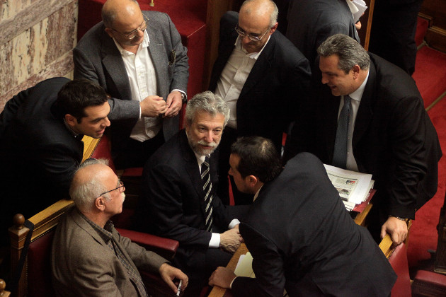 Νέο τηλεοπτικό τοπίο με κόντρες και αντιδράσεις