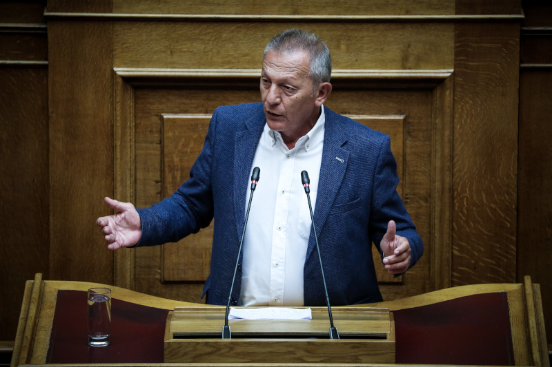 Πέρασε το νομοσχέδιο για το επιτελικό κράτος μετά από ένα «επεισοδιακό» διήμερο