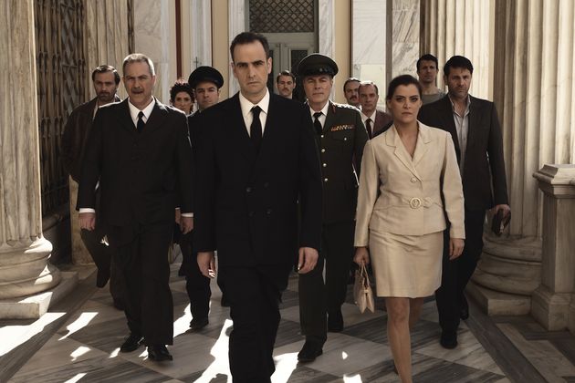 «Ο κόσμος έχασε την πίστη του στα κόμματα κι η εποχή γεννάει άλλους ήρωες»