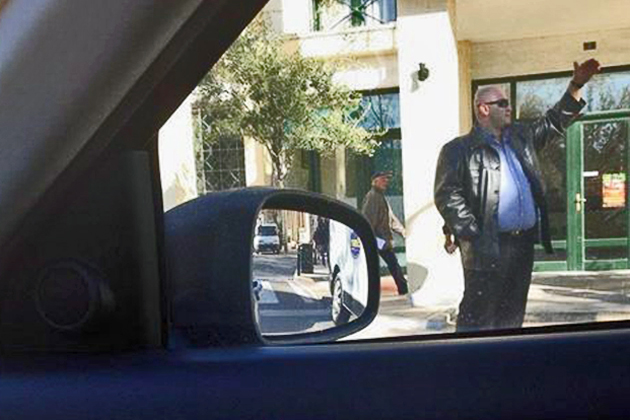 Απείλησαν με αυτοκτονία 4 πρόσφυγες