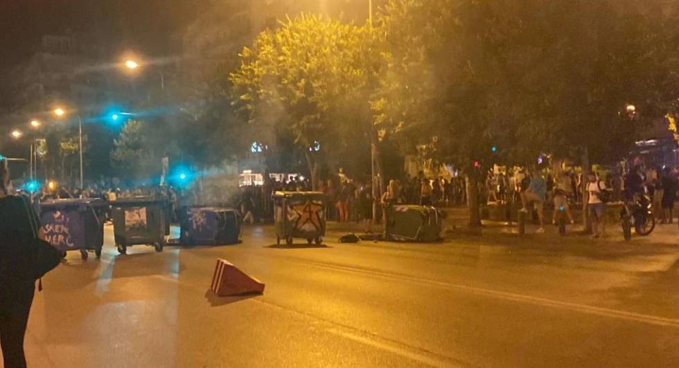 Δολοφονική επίθεση με χημικά στη συναυλία του Θ. Παπακωνσταντίνου στο ΑΠΘ