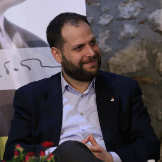 «Λιγότεροι ή δικαιότεροι φόροι και από ποιους;»