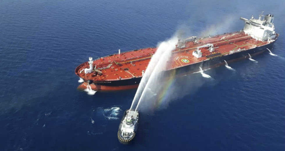 Διπλωματική ένταση ΗΠΑ-Ιράν μετά τις εκρήξεις στα τάνκερ