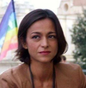 «Οι υπερχρεωμένοι ζουν στον φόβο και στην ντροπή»