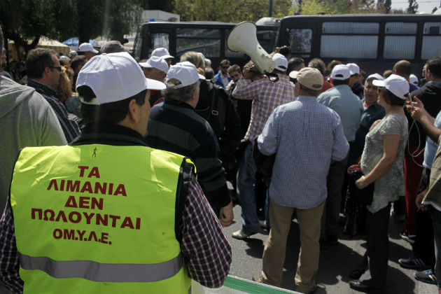 Με παρατράγουδα η υπογραφή συμφωνίας για τον ΟΛΠ
