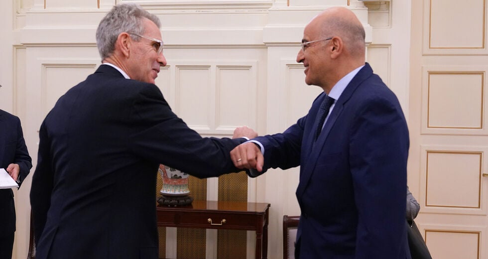 Αμοιβαία διπλωματικά οφέλη