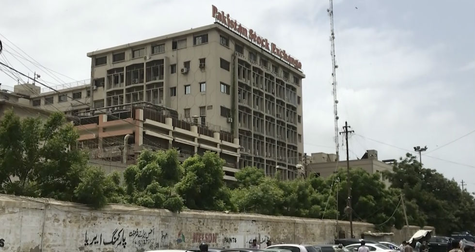 Επίθεση με έξι νεκρούς στο χρηματιστήριο του Πακιστάν