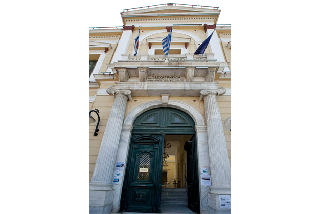 Το νεοκλασικό κόσμημα με άρωμα Γενεύης