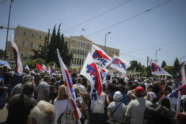 Γύρισαν την πλάτη στη ΓΣΕΕ