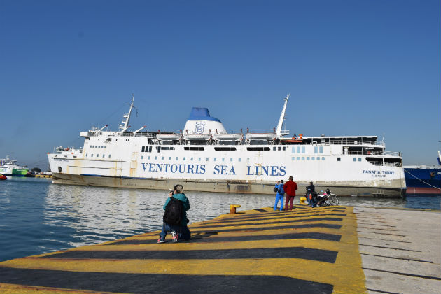 Έφυγε για την Τουρκία το «Παναγία Τήνου»