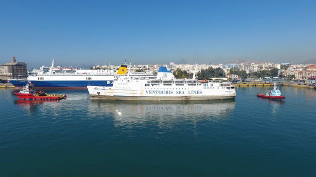 Έφυγε για την Τουρκία το «Παναγία Τήνου»