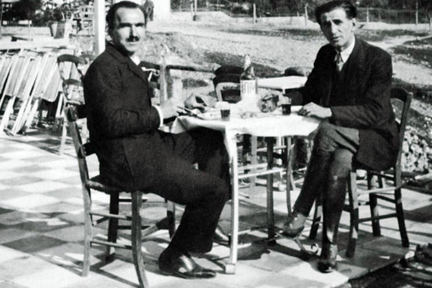 «Ολα τούτα είναι ένα χάος κι εγώ που αγαπώ το χάος χαίρουμε»
