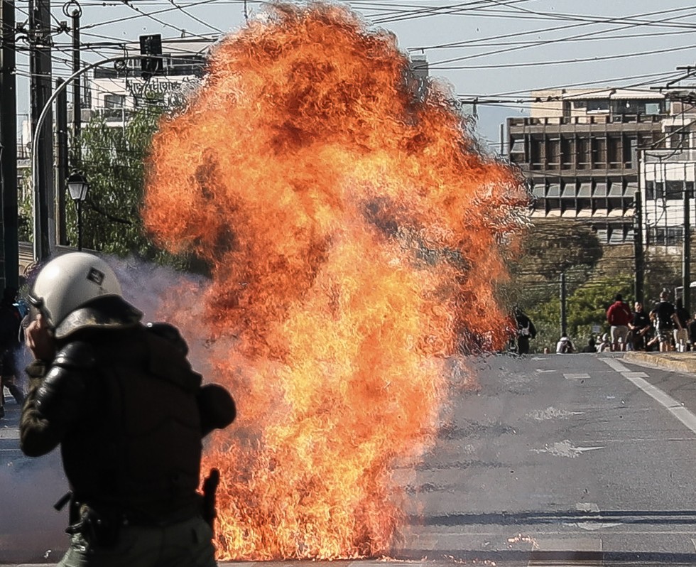Μαθητές, φοιτητές, εκπαιδευτικοί… στους δρόμους