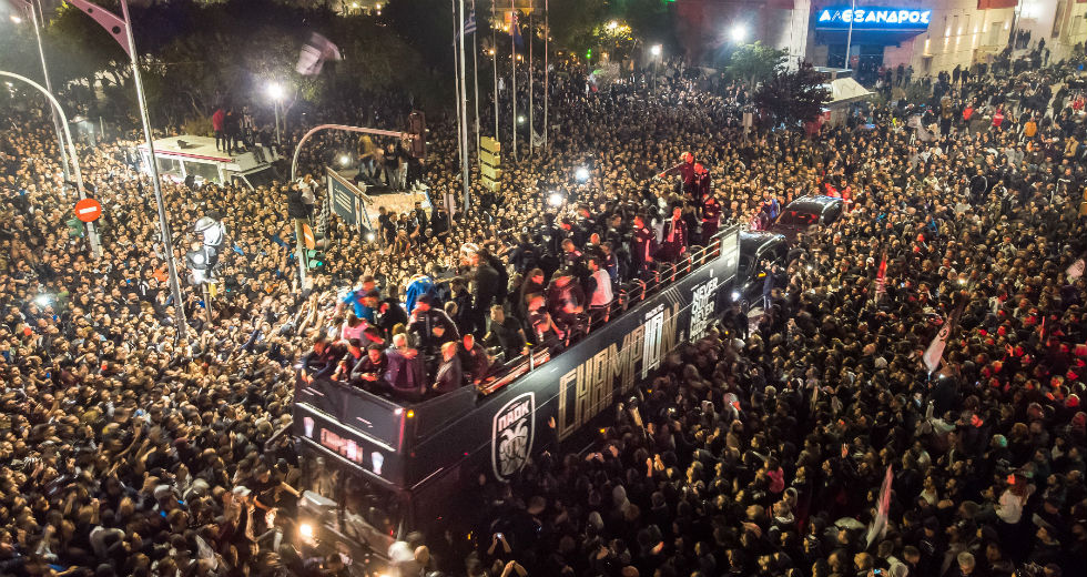 Έκρηξη χαράς για τον πρωταθλητή ΠΑΟΚ