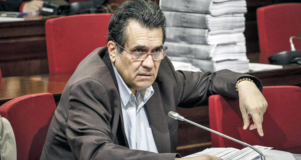 Απειλείται να τιναχτεί στον αέρα η πρώτη δίκη στελεχών του ΚΕΕΛΠΝΟ