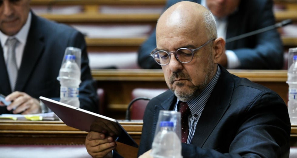 Ολομέτωπη επίθεση στην κυβέρνηση με φόντο τον κρατικό προϋπολογισμό