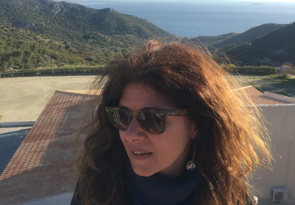 Μία στις τρεις γυναίκες αναγκάστηκε να σταματήσει τη δουλειά της
