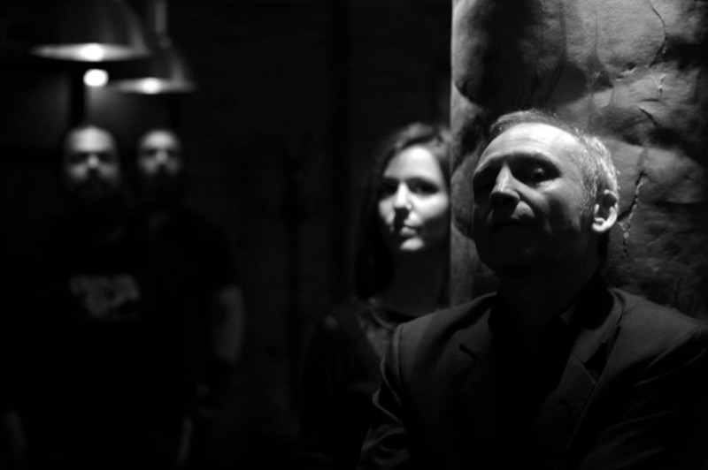 Λάμπρος Παπαλέξης – Γιάννης Αφένδρας: «Από τον υπόνομο στο δρόμο» με όχημα τη μουσική