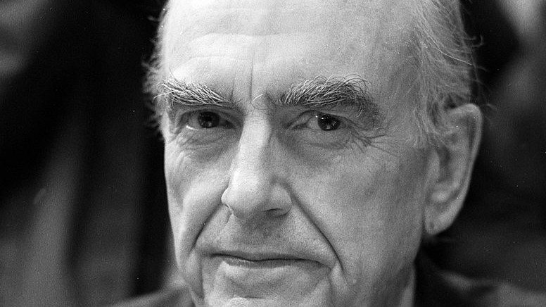 Άρθρο–ντοκουμέντο του Κώστα Λαλιώτη για τον Ανδρέα Παπανδρέου