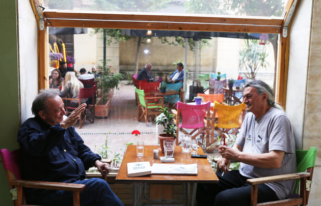Λιχνίζοντας το μέλλον, ζυμώνοντας την πλάση