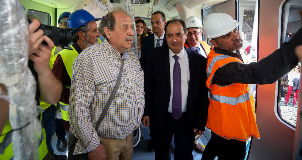 Στις ράγες ο πρώτος συρμός του μετρό της Θεσσαλονίκης