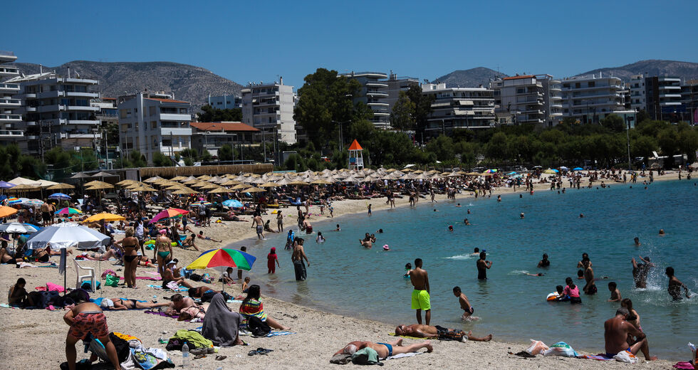 Ανησυχία για τη χαλάρωση απέναντι στην πανδημία