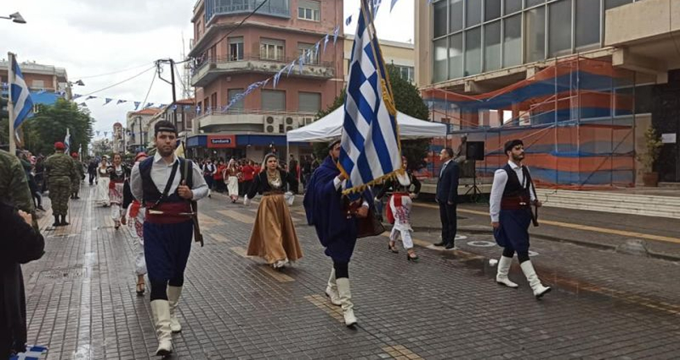Με παρελάσεις και μέτρα τιμήθηκε στην Κρήτη η επέτειος της 28ης Οκτωβρίου