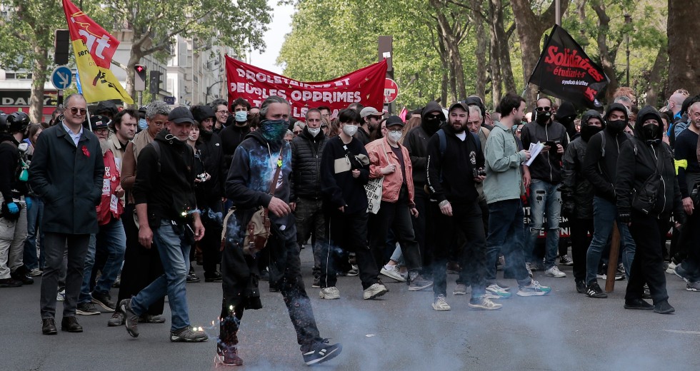 Βίαια επεισόδια στο Παρίσι στη διάρκεια της πορείας της Πρωτομαγιάς