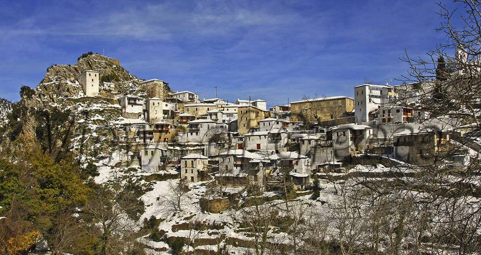 Εξόρμηση σε δέκα από τα ομορφότερα χιονισμένα χωριά της Πελοποννήσου