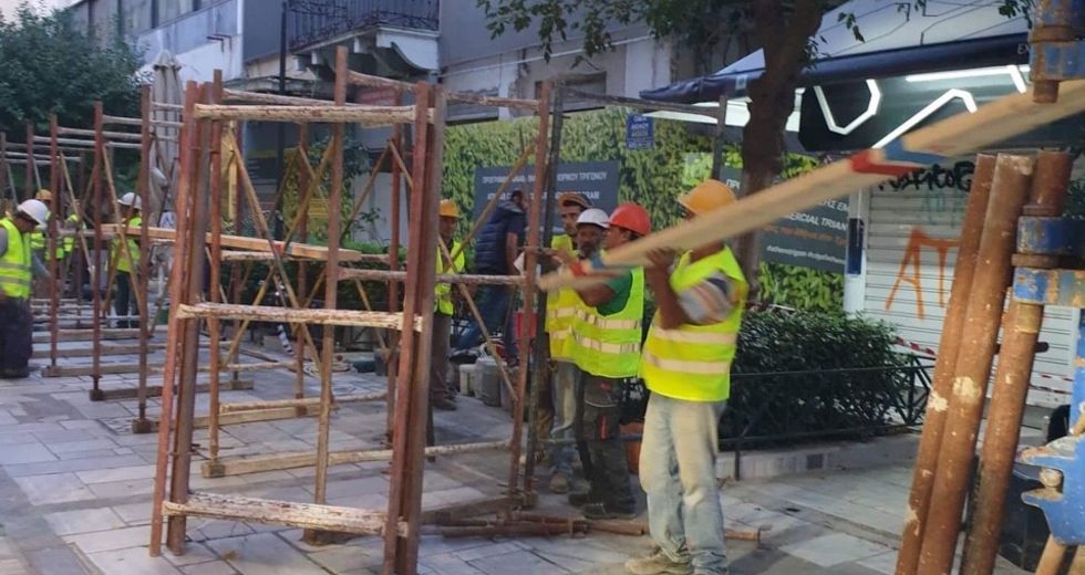 Νεοκλασικά σε αποσύνθεση