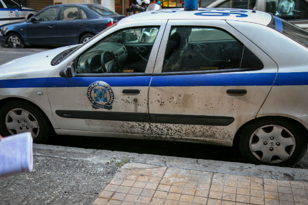 Συγκέντρωση αστυνομικών για την επίθεση στο Α.Τ. Ομόνοιας