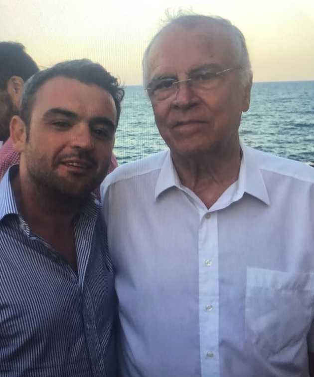 Ο Μανόλης και οι φίλοι του
