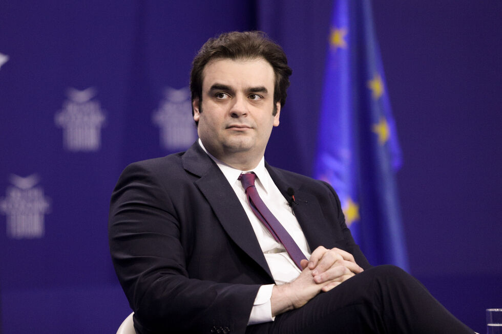 Βγάζουν από το μανίκι νέο σύστημα διορισμού