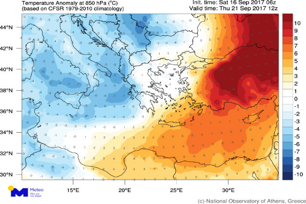 Έως και 10 °C πάνω από τα κανονικά για την εποχή επίπεδα η θερμοκρασία