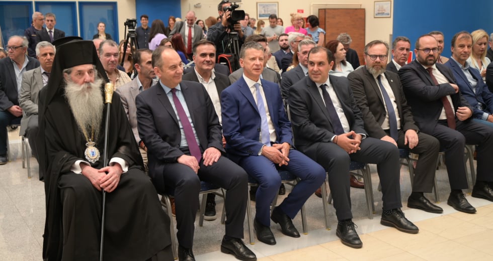 Ο Πλακιωτάκης παρέδωσε τα ηνία του υπουργείου Ναυτιλίας