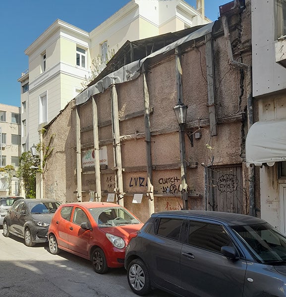 Εγκρίσεις από τον Δήμο Αθηναίων με κλειστά μάτια