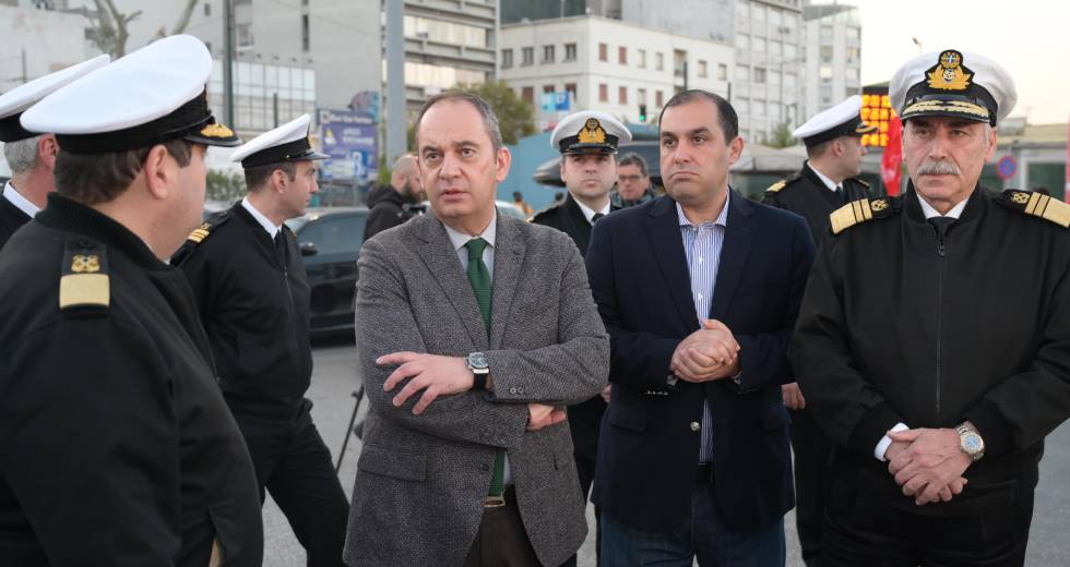 Πασχαλινά ακτοπλοϊκά δρομολόγια παρουσία του υπουργού Ναυτιλίας στον Πειραιά