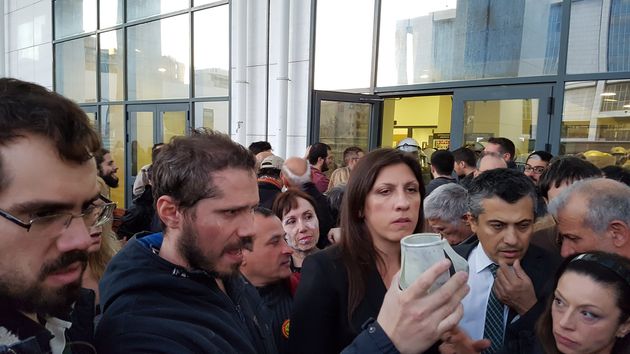 Πολεμοδικείο…